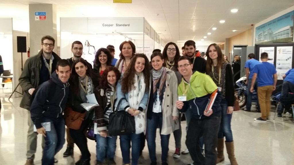 EstelaEjarque's tweet photo. @Lanzadera_ZGZ  disfrutando y trabajando para crear #oportunidades en #empleabilidad. Buena acogida de las empresas http://t.co/kZTe7dueO9