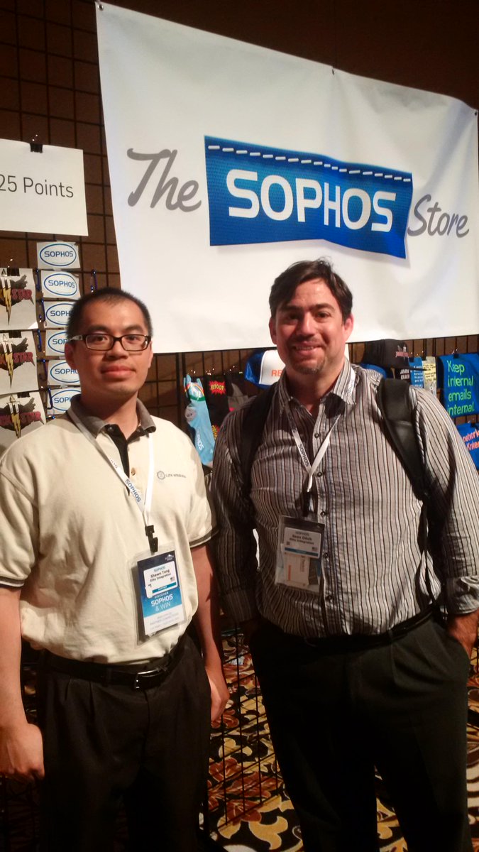 SeanDitch's tweet photo. Hanging out in Vegas trying to stay out of trouble. #SophosPC http://t.co/lyEiwZ7xPm