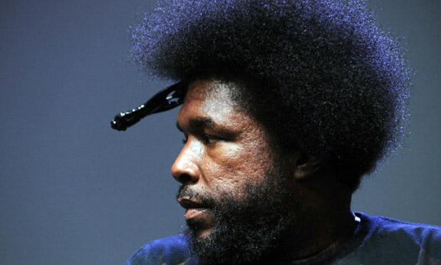 FactsGossips's tweet photo. @questlove owns about 2000 hair picks for his Afro. http://t.co/HNrijxj3Jv