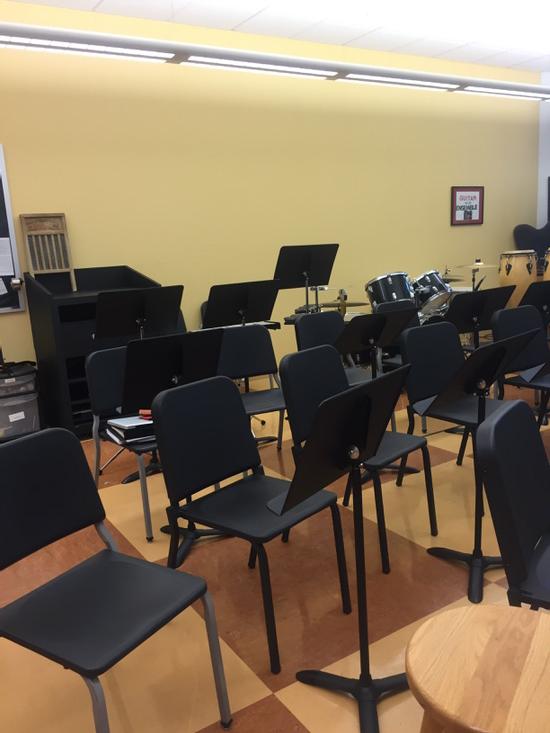 EllisPerformArt's tweet photo. Beautiful new chairs and stands for band and orchestra! Thank you school outfitters! #ellisinstrumental #sitrite http://t.co/ZOYiaiecPx