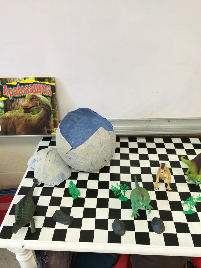 We're loving dinosaurs this week!!!