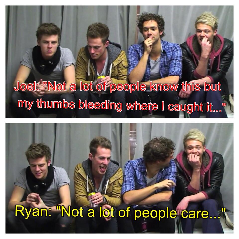 lawsonsnipples's tweet photo. GUYS 😂😭 http://t.co/RJZ5gvsTs1