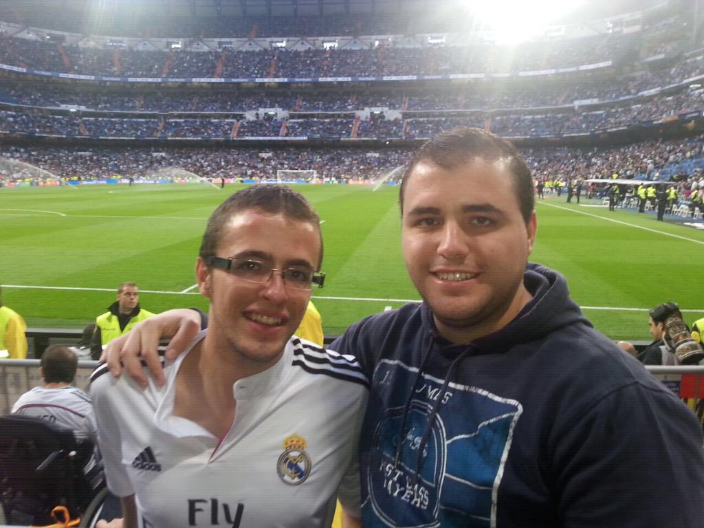GoyoLC's tweet photo. @dlc_93 http://t.co/nS8ulIozWv