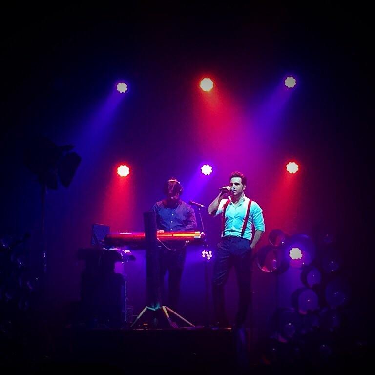 David_Busta's tweet photo. Gracias "Cuenca"!!! Noche espectacular!!!😘😘😘👍 #VivirEnConcierto http://t.co/SXNNfRVtUn