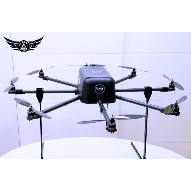 Otherbots's tweet image. #alphadron #alphaaerialteam #alphasmartsystems #alpharoboticsventure #shootings #gopro #RedDragon #Red #copter #dro…