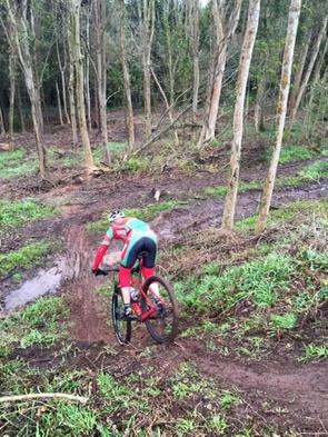WilliamBarclay2's tweet photo. Yep, that's a lot steeper than it looks! #xmtb #mtb http://t.co/CCSmzLL1r8