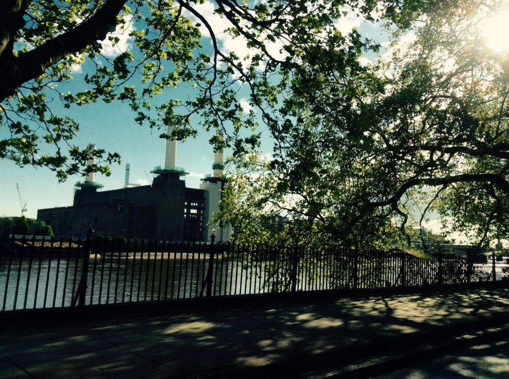 JoanneKane_'s tweet image. When rainy mornings turn into #sunnyevenings like this... #motionpic
#Day41 #100happydays @unfoundation challenge