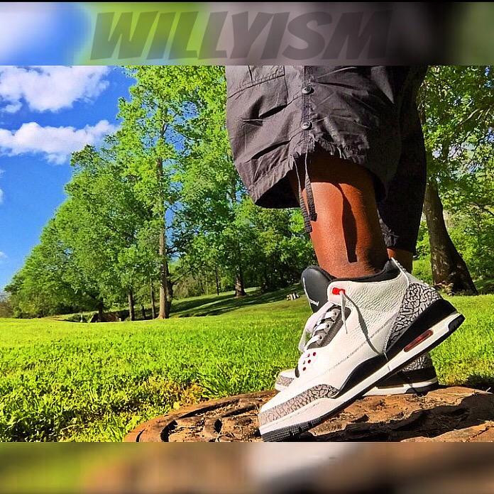 Willyism's tweet photo. Spring is upon us... #Nike #Infrared3s #NowPlaying http://t.co/n5sYh9q8h3