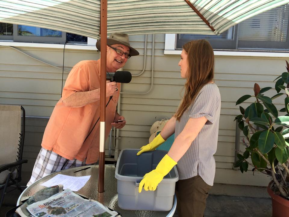 InikaSmallEarth's tweet image. Recording our worm composting tutorial for our radio broadcast with @KNSJradio! Tune in on May 9th at 9:30AM!