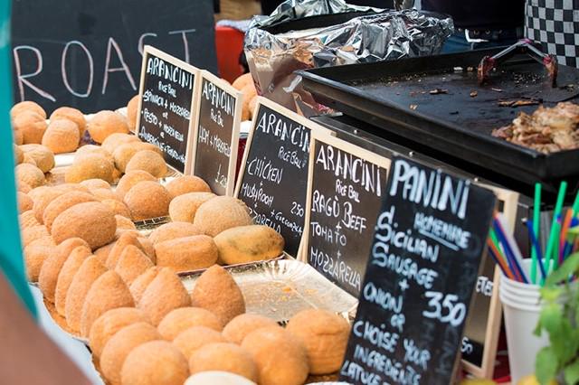 Londonist's tweet photo. The best places to eat and drink in #Croydon http://t.co/5GHMTG2ooF http://t.co/61S7sUsBB1