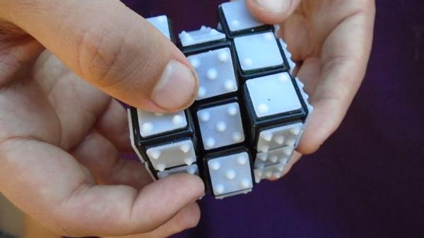 Australian man designs a 3D printable braille rubik’s cube for the blind
3ders.org/articles/20150… #3dprinting