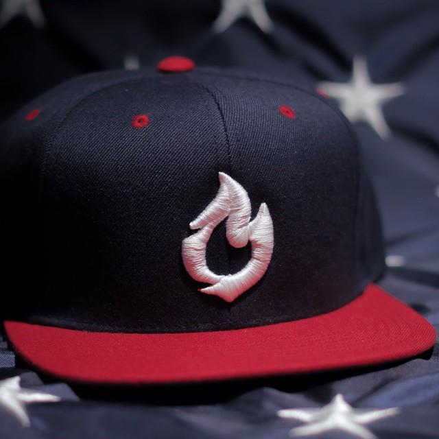 thisisevolve's tweet photo. 50% off sale happening now and through the week! All accessories: SnapBacks, 5 panels, beanies and glasses! Shop th… http://t.co/Rpmq8XsIW3