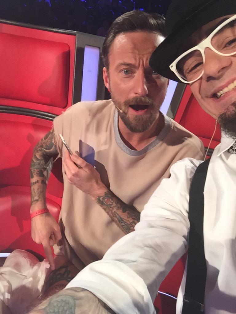 jaxofficial's tweet photo. Marchiato a fuoco #tvoi @frafacchinetti http://t.co/xqCeVBQztF