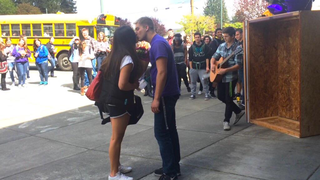 Jake_Douglas9's tweet photo. Mason Beaver is a 1 of a kind guy! #Promposal http://t.co/tjB6m8YnF8