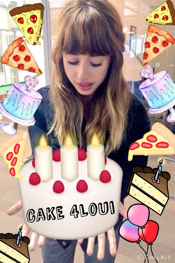 iamfoxes's tweet photo. I've never felt more love from your beautiful birthday messages today. I love you all to the moon and back 🌙💫 http://t.co/r5KkxJH3br