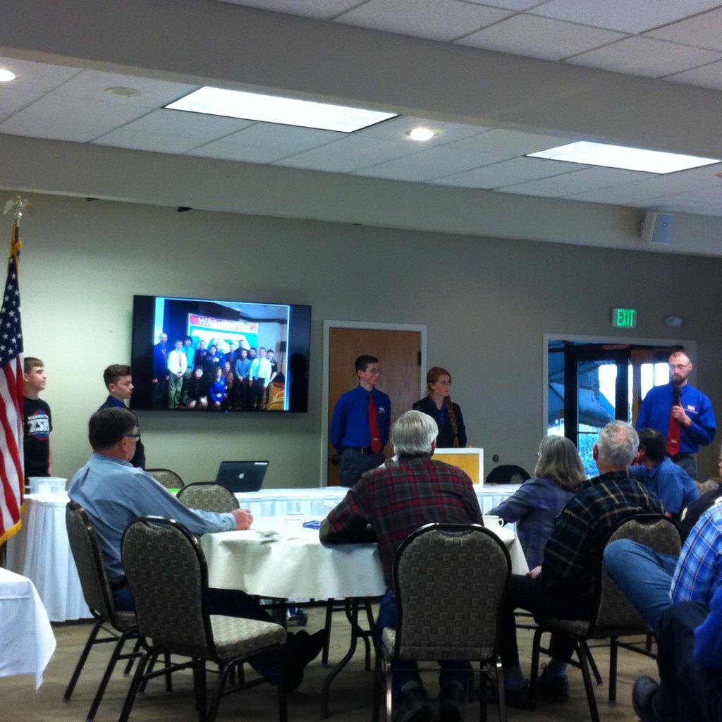 b_esdSetterlund's tweet image. #BETigers TSA presenting to the Burlington Kiwanis this morning. #technologytigers #tigerrobotics @TigerAsb