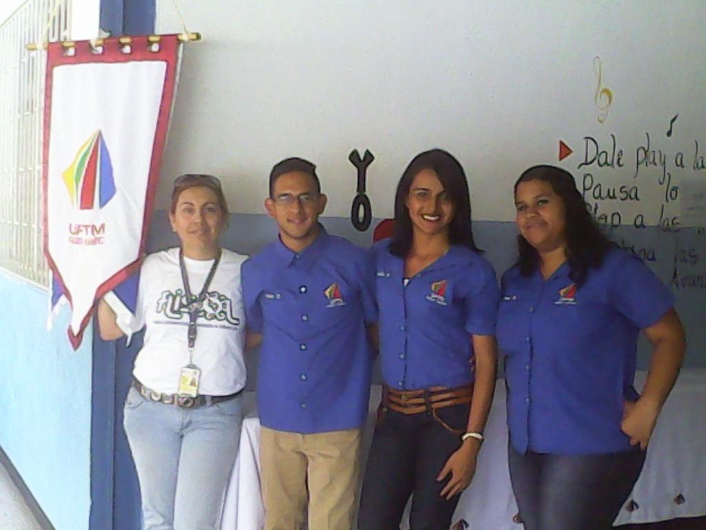 Se despide el #FLISOL2015 de la UPTM "KR"