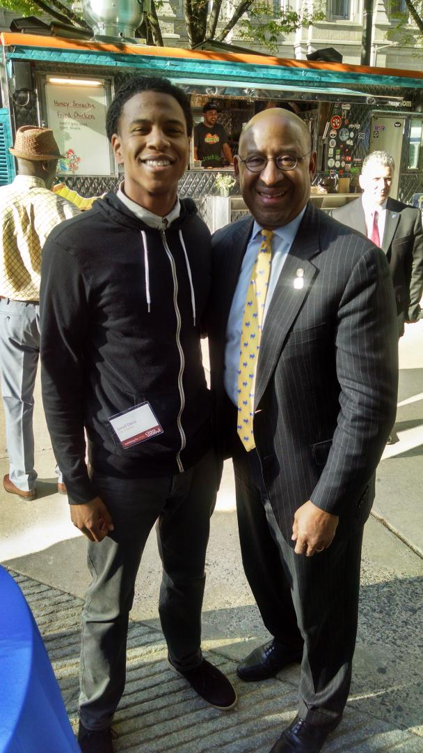 FN_RellBeFree's tweet image. With Mayor Nutter of Philadelphia #CitiesUnited #connectz