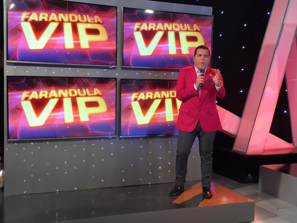 tcsoyelmejor's tweet photo. ¡Llegó la "Cerecita" 🍒! @MiguelCedenoC nos trae una nueva polémica con @OanaVIPTC. ¿Dejó de ser dulce? #ElVideoVIP http://t.co/onpJ8d7aSg