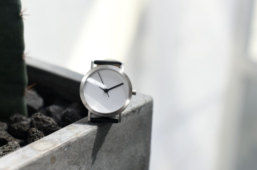 normal_watches's tweet photo. Thank you for the photo, it looks so simple & stylish ~ Taken by ViewMatic #normalwatch #normaltimepieces http://t.co/iDmjqlUo1X