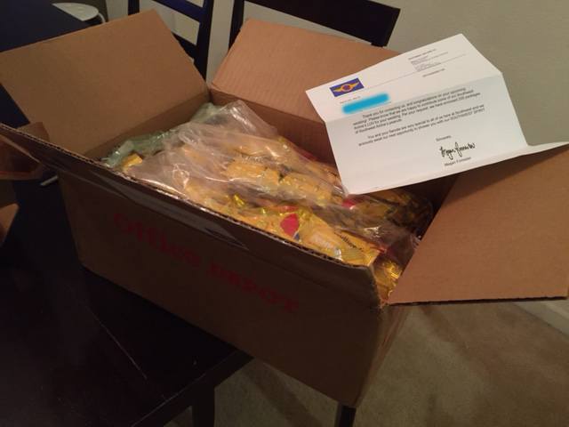 itsxtian's tweet image. A big thanks to @southwestair for the surprise - sending me &amp;amp; my fiancee 200 bags of peanuts :D #swapics #compannion