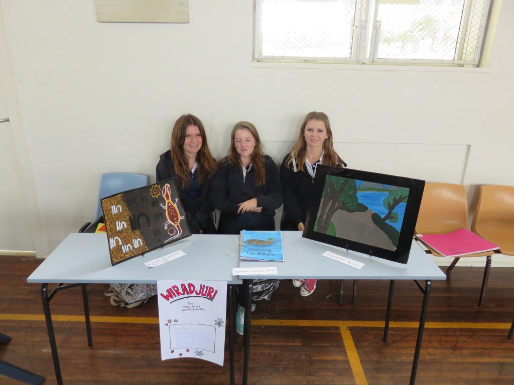 YassHighSchool's tweet photo. Emily, Karissa and Maddi show off their Wiradjuri artwork #YHSIntegratedExpo #DECShowcase http://t.co/Za3hrxg9QZ