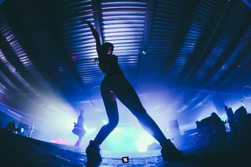 ElementsElectro's tweet photo. Cuando cae la noche tu verdadera esencia sale a la luz. http://t.co/kKTbll1tCY