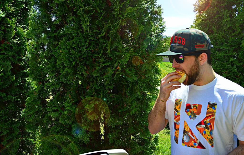 Routine's tweet photo. RT for a chance to win a 'Concessions' tee from us // Winners chosen in a couple hours // http://t.co/o5OWL8HuDE http://t.co/xqTeyktRwD