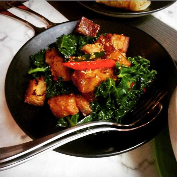 Packed with flavour - Kale &amp; Crispy Pork Belly
Regram <a href="/joolzieee/">julie harvey</a>