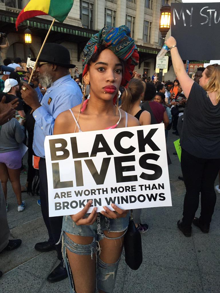 newsone's tweet photo. Today in Baltimore #BalitmoreUprising #FreddieGray http://t.co/VzqxrgIkCy