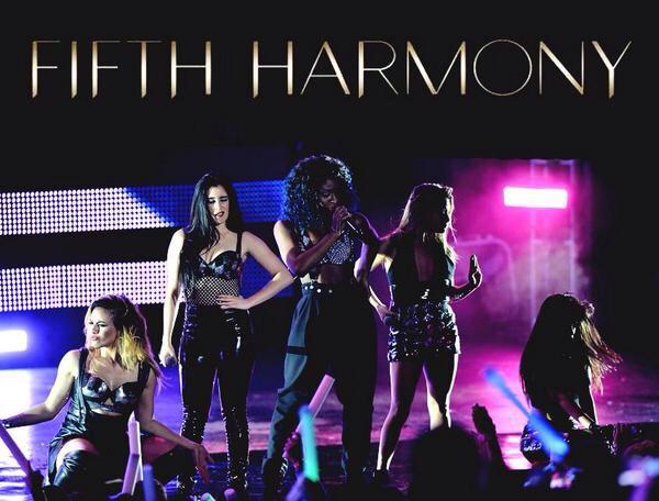 GIACOMlNI's tweet image. @5HonTour #GiftMeWorthIt