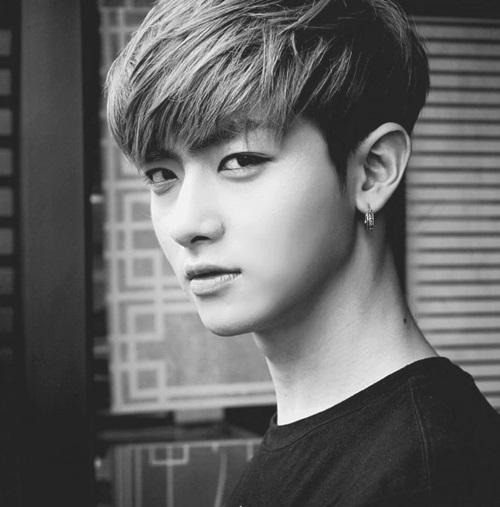 neva4get_urself's tweet photo. 🌸🌻🌼🌹 #CCLOWN #CROWNS #ForeverWithCClown 🌹🌼🌻🌸 http://t.co/OhHEtGLH7v