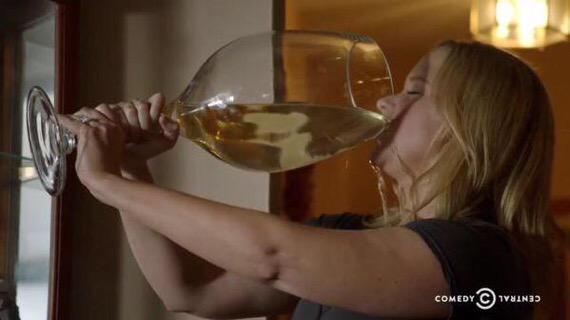 _krysvin_'s tweet image. Me right now w/ this crossover #StillCrying #ICantBreathe @SophiaBush @Mariska @StellaMaeve14 #Under21Problems 😫😒😭😡💔😵