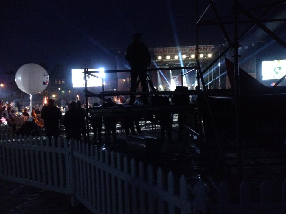 SanDiegoPR's tweet photo. #timmcgraw @delcoronado http://t.co/zG1XZprblF