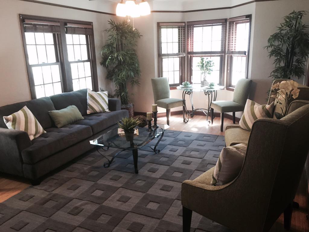 MnHomebydesign's tweet photo. Sneak peak of our latest staging project http://t.co/aq3Fx8o5lD