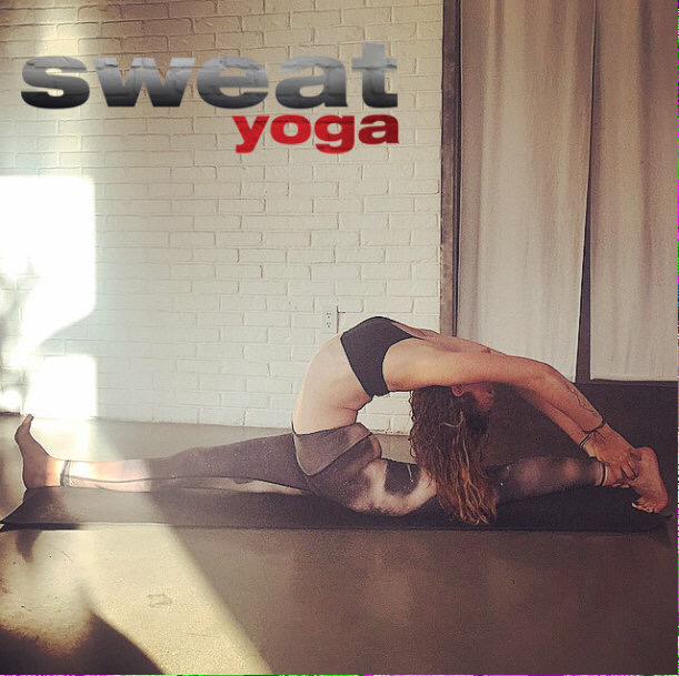 "Stay committed to your decisions, but stay #flexible in your approach" -Tony Robbins