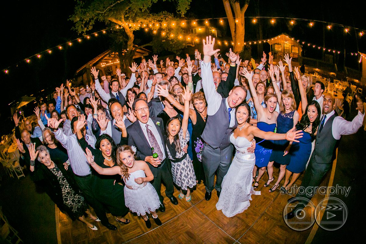 3DFlexFlash's tweet image. Light up an entire dance floor at NIGHT!#nightphotography #weddingphotography #flashphotography #diffuser #the_wyng