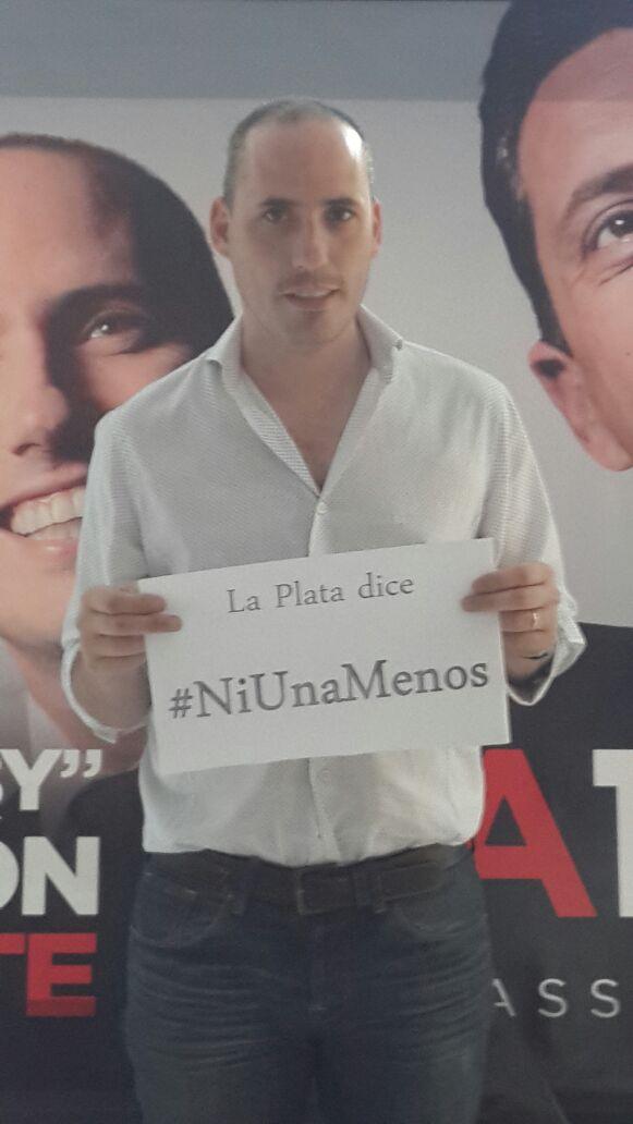 bebapeneau's tweet photo. Protegamosnos #NiUnaMenos http://t.co/TZkuEt9LGb