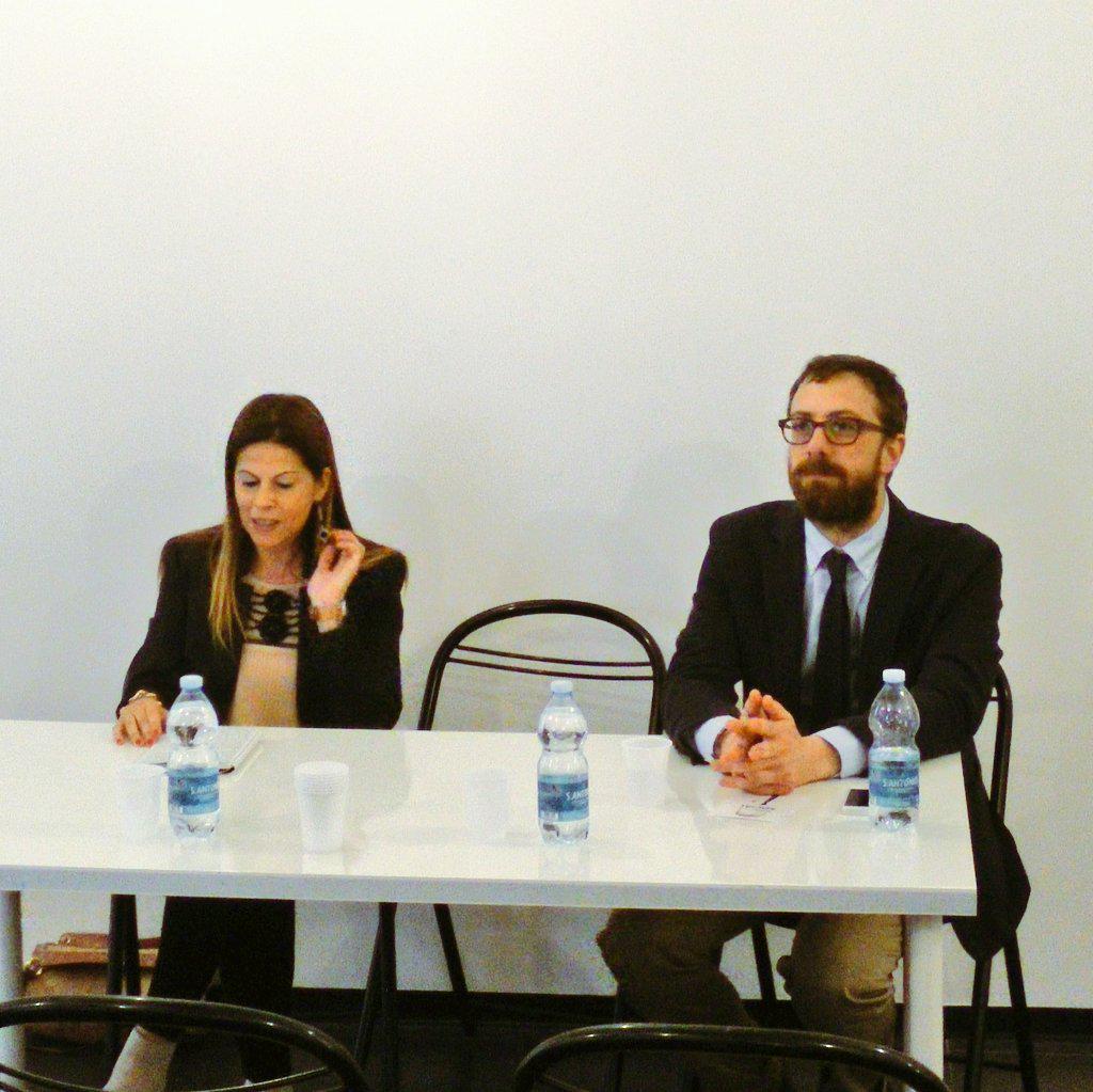 danieleviotti's tweet photo. A #Voghera a parlare di #diritti civili con Silvia Grossi per Pier Ezio Ghezzi Sindaco. #PD http://t.co/V3xW1RqdBm