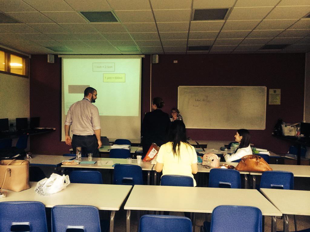 SalesianTandL's tweet photo. Our wonderful trainee teachers sharing ideas at their micro teaching session today! http://t.co/N1armhwCLq