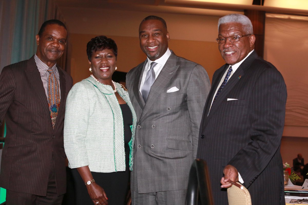 MrEdwardHartley's tweet photo. I’m privileged to have served as co-chair for the 37th Annual CEO Luncheon. Congratulations to all of the honorees!!! http://t.co/c7DjRlM0lK