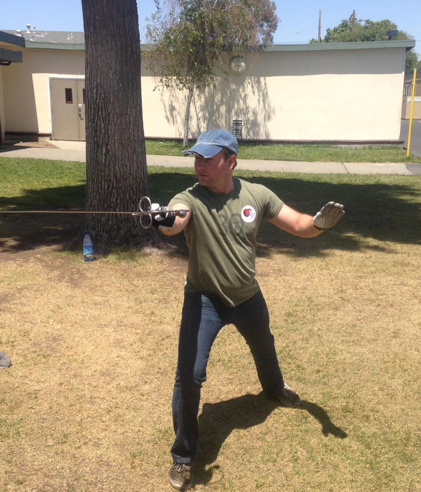 ArabianShakes's tweet photo. Thrilled to have Ryan Tasker teach our students stage combat on Monday and Tuesday. http://t.co/uw5S3sA2sr