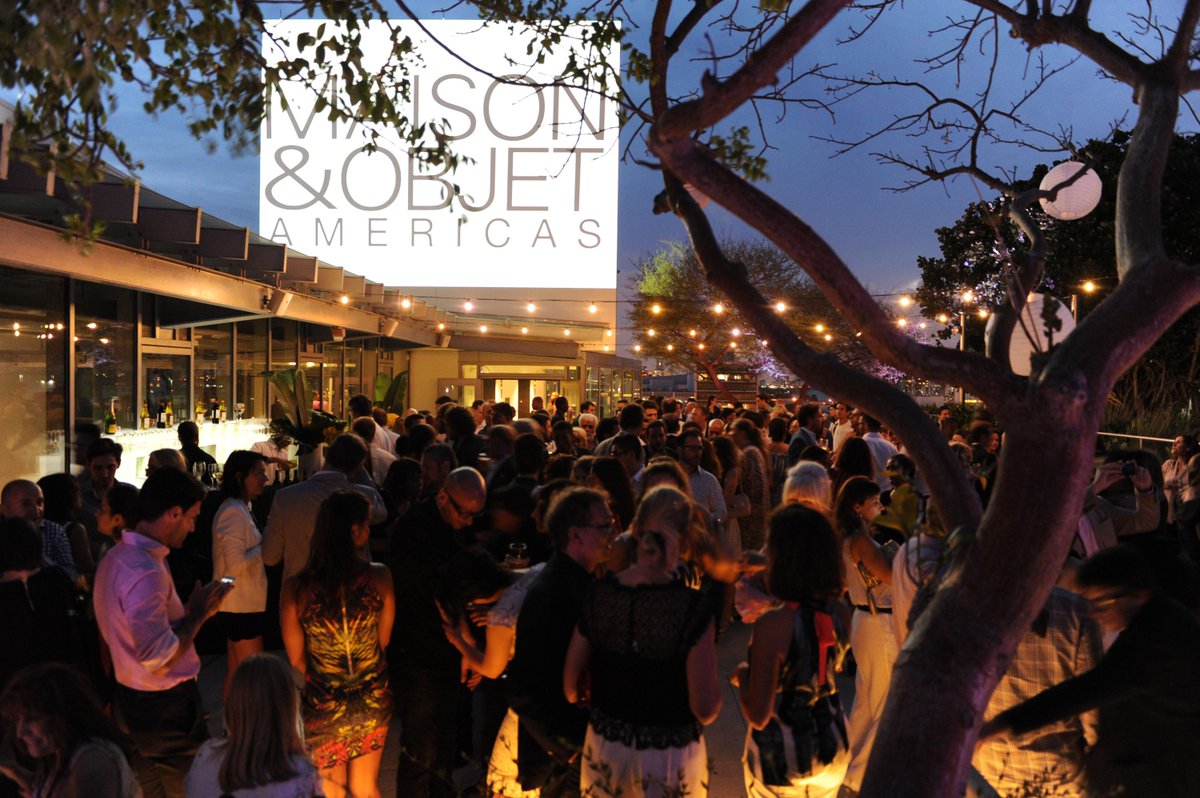 daum_usa's tweet photo. More photos from the @MaisonObjet America's Award Ceremony yesterday with prizes signed Daum #MOAMERICAS15 #MO2015 http://t.co/bj2i6dYQqg