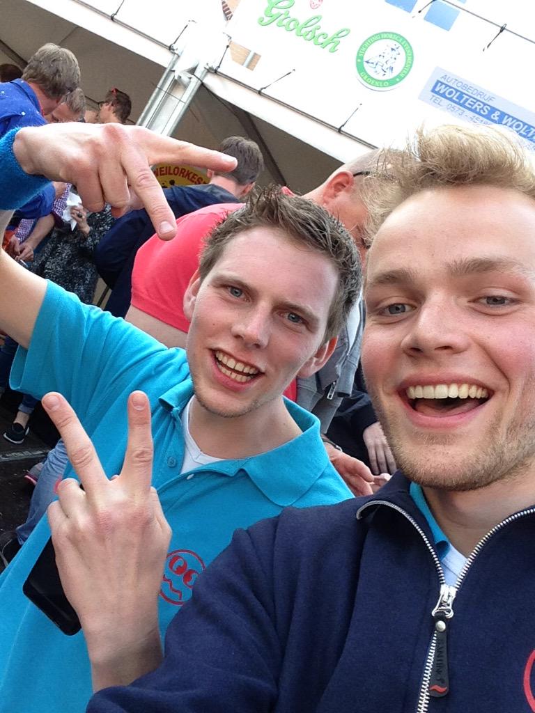 Een gedeelde tweede prijs samen met de <a href="/kopperbloazers/">Kopperbloazers</a> én de publieksprijs bij <a href="/dodgroenlo/">Dweilorkestendag</a> fantastische dag! 🎺🎺🎺🎺