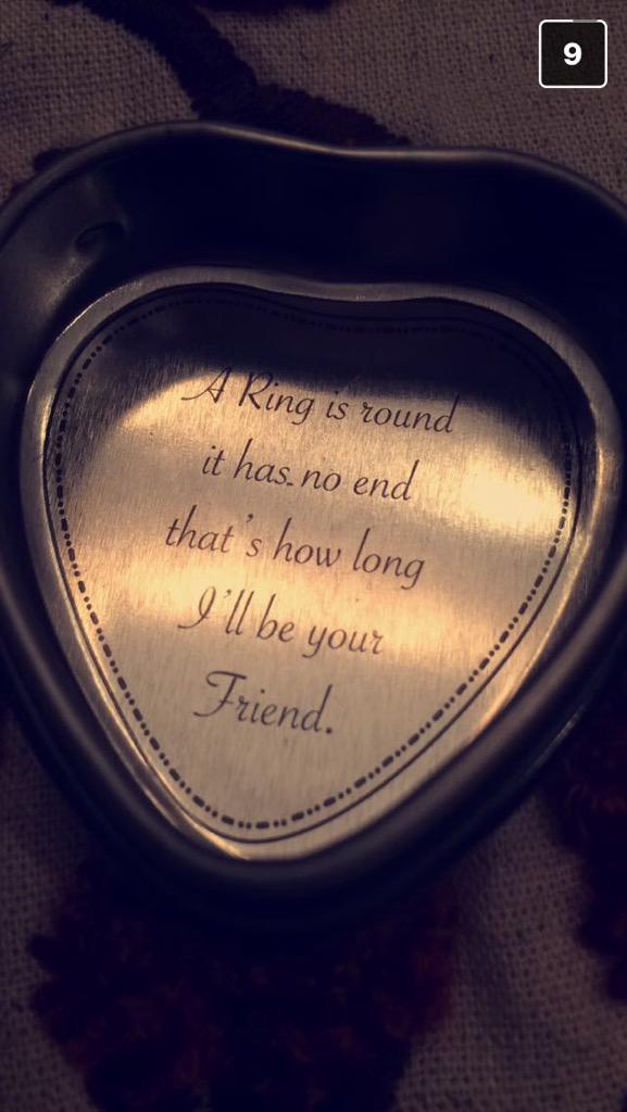 schoolisruff's tweet image. BFF GOALS💖