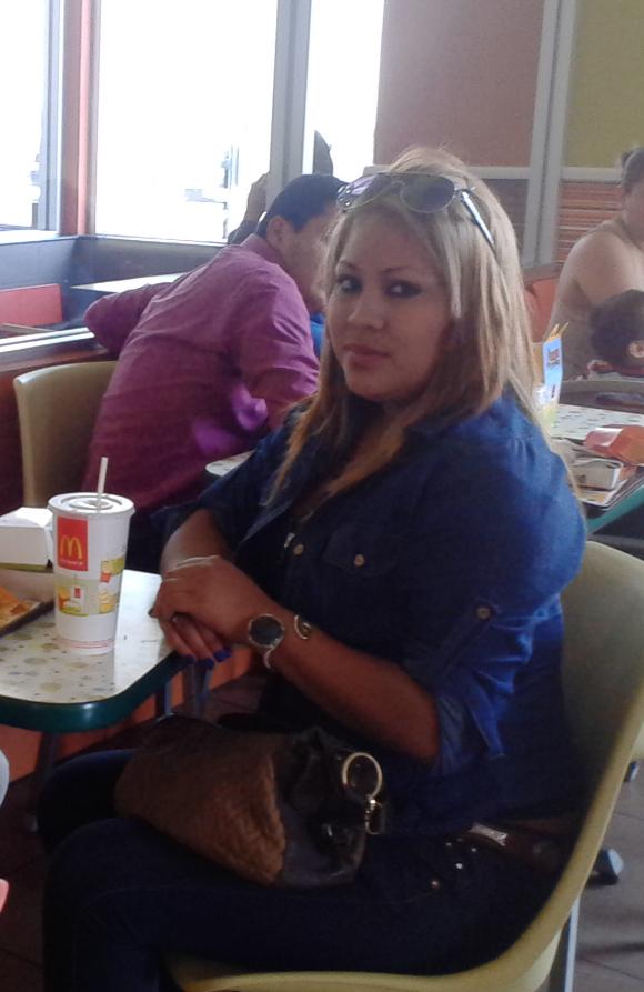 ben_gabriela's tweet photo. Cambiando un pokito el look http://t.co/2VbwQ8XwwI