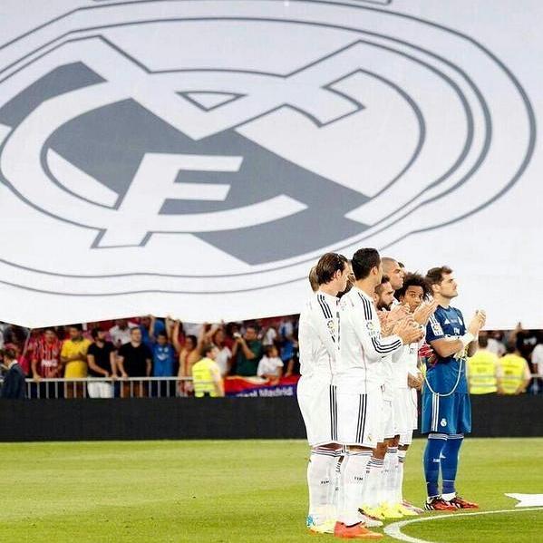 MenezRMCF's tweet photo. Ganes o pierdas, para mi eres, fuiste y serás el mejor equipo del mundo siempre, ¡HALA MADRID! http://t.co/VGoaW0HmYF