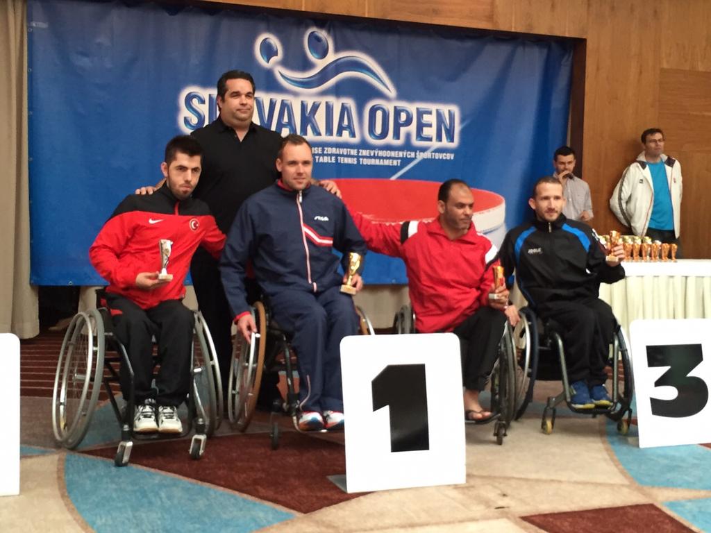 niko_mars's tweet photo. Demi finale de l'open de Slovaquie,  critère de sélection pour les champions d'Europe : done ! ^^ http://t.co/6rL9lLI4x7