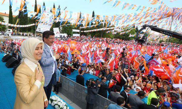 ParlakDuru's tweet photo. #HepBirlikteMuğla 
Bir Oyum var 
Onuda Şerefsizlere Bozuk para gibi 
Harcatmam 
Miting Nasıl olur Chp-Mhp-Hdp görün http://t.co/XuWhEooXpF