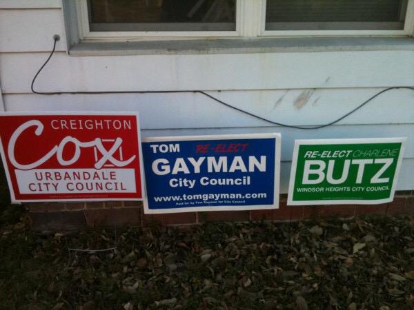 realjknoxville's tweet image. And the best thing is I believe these are all part of the same election in Urbandale, Iowa. Totally legit.💃🏻